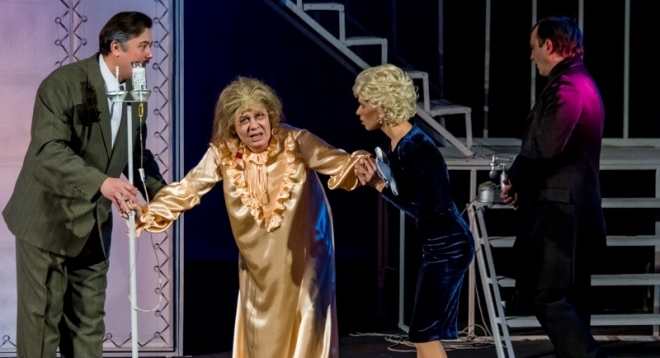 Примадонны