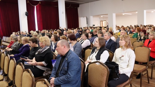 В Йошкар-Оле провели форум директоров школ