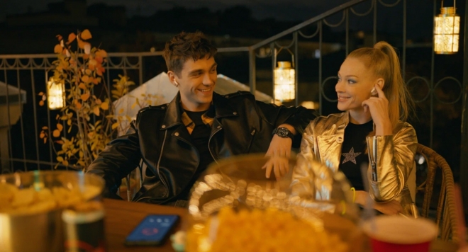 Маме снова 17