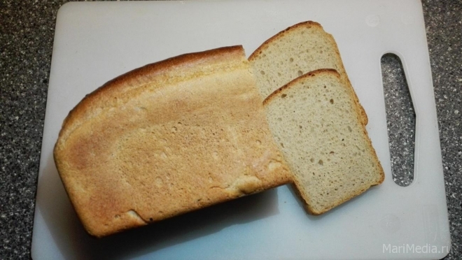 Свежий хлеб не стоит употреблять людям с заболеваниями ЖКТ