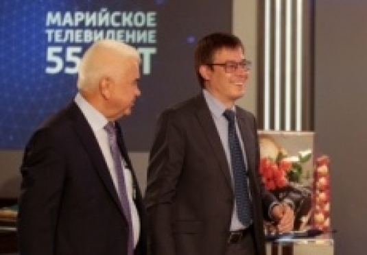 Поздравление директора ГТРК «Татарстан» Фирдуса Гималтдинова