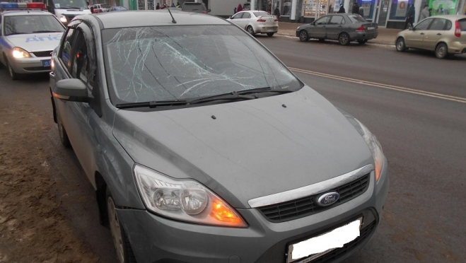 Водитель, сбивший двух пешеходов, всего 2 месяца за рулём