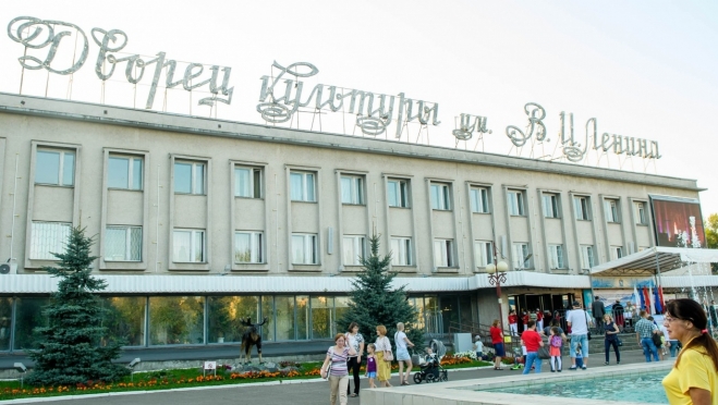 В списке предложений на благоустройство в Йошкар-Оле выдвинута зона отдыха перед ДК Ленина