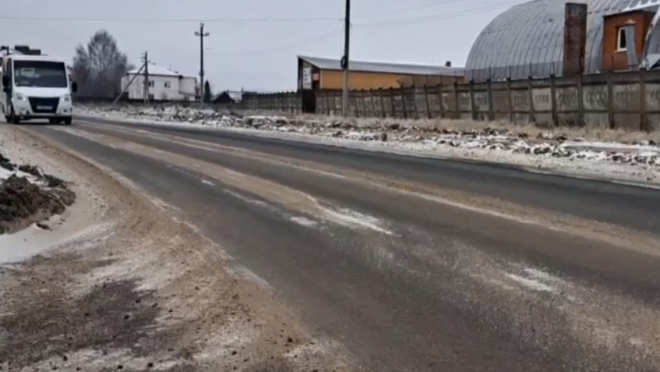 В посёлке Знаменский отремонтировали убитую дорогу