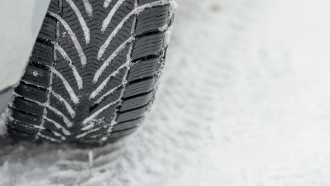 В Марий Эл водитель «ВАЗа» врезался в остановку общественного транспорта