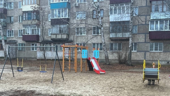 В Волжске завершили обустройство двух детских площадок