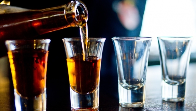 Минимальный возраст продажи алкоголя могут увеличить до 21 года