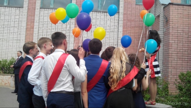 Выпускники Марий Эл готовятся к выпускному