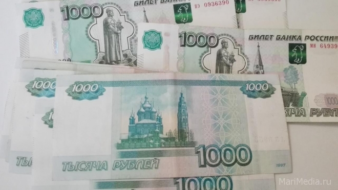 В России средняя зарплата к 2023 году должна вырасти на 10 000 рублей