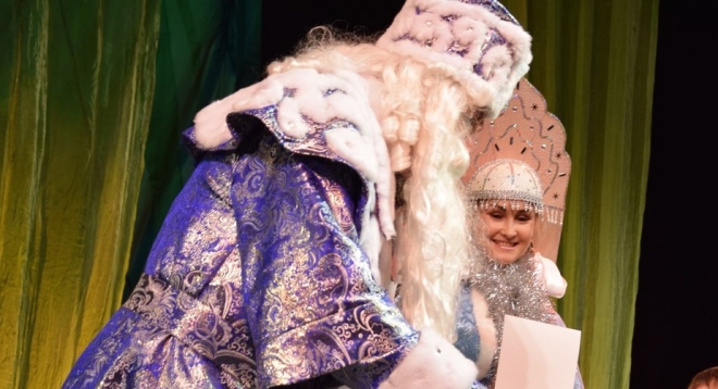 Елочка, елочка, яркие огни