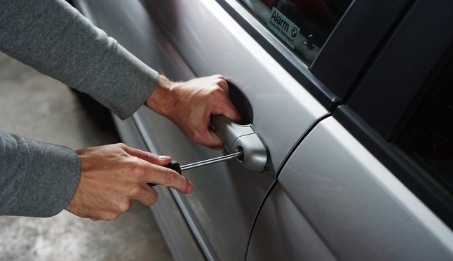 Владельцы угнанных автомобилей не будут платить налог до возврата машины