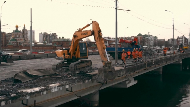 На Вознесенском мосту в Йошкар-Оле разобрали бетонные конструкции