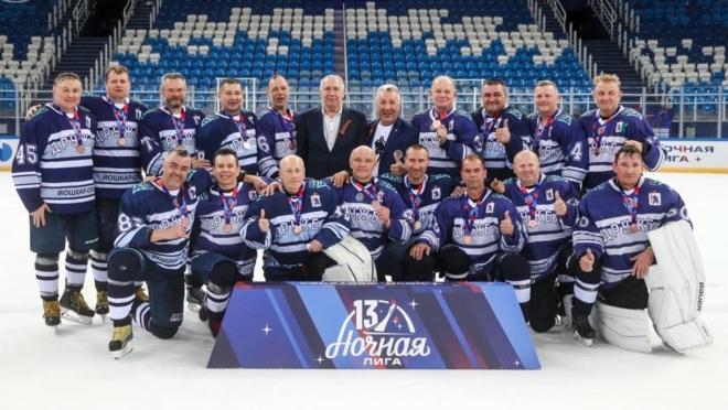 Хоккеисты  Марий Эл в группе «50+» впервые взяли бронзу «Ночной хоккейной лиги» в Сочи