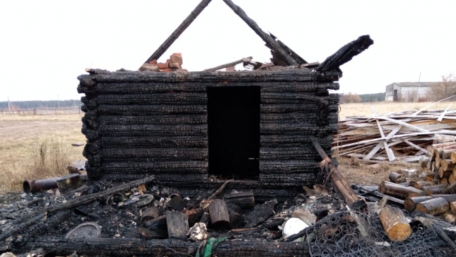 При эвакуации из горящей бани житель Марий Эл получил ожоги