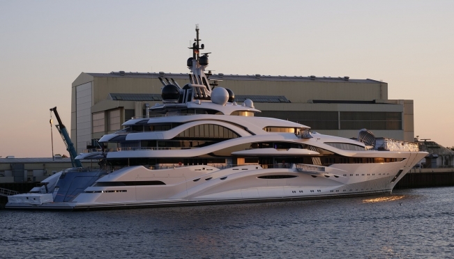 Фридман, Прохоров и Абрамович возглавили первую тройку рейтинга самых выгодных женихов России