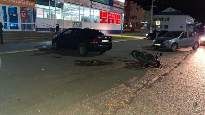 В Марий Эл 13-летний мопедист протаранил два автомобиля