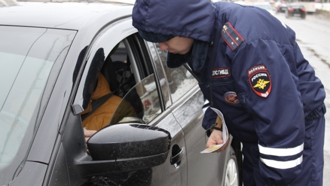 В Марий Эл автоинспекторы изъяли у жителя Кировской области поддельное водительское удостоверение