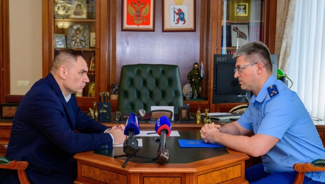 Глава Марий Эл обсудил с Приволжским прокурором вопросы транспортной инфраструктуры