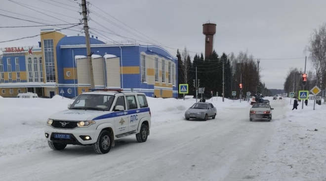 В Советском на пешеходном переходе сбили мужчину