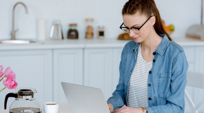 Исследование: 68% репетиторов полностью отказались от офлайн-занятий