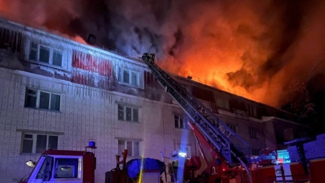 Пожар в санатории «Лесная сказка» в Марий Эл тушили около шести часов
