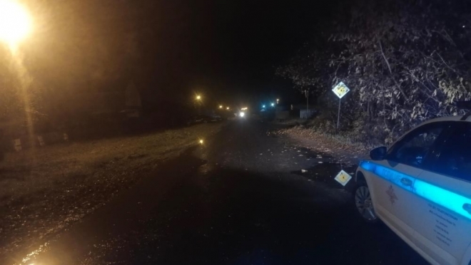 В Семёновке водитель Daewoo Matiz не заметил идущего по краю дороги пешехода