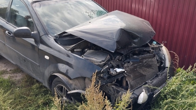 В Волжске в иномарку врезался грузовик