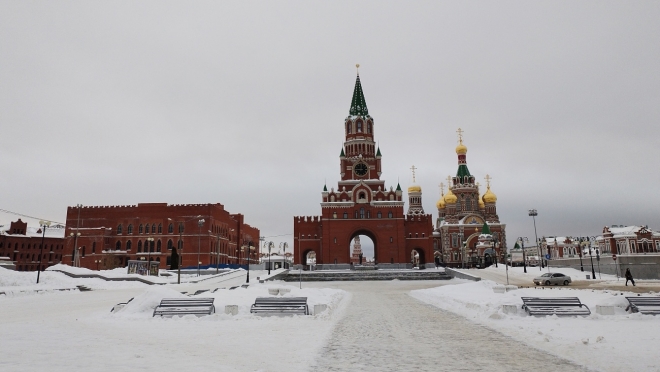 Часы на «Башне» опять звучат громче обычного