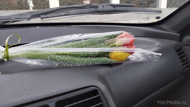 В Йошкар-Оле тюльпаны возглавили рейтинг популярных цветов на 8 марта