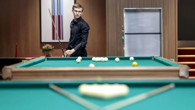 В историческом клубе фабрики «Свобода» открылся Дом русского бильярда