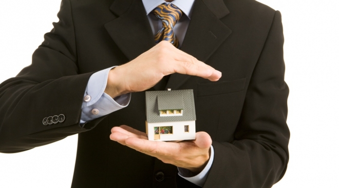 С 1 апреля должники могут лишиться единственного жилья