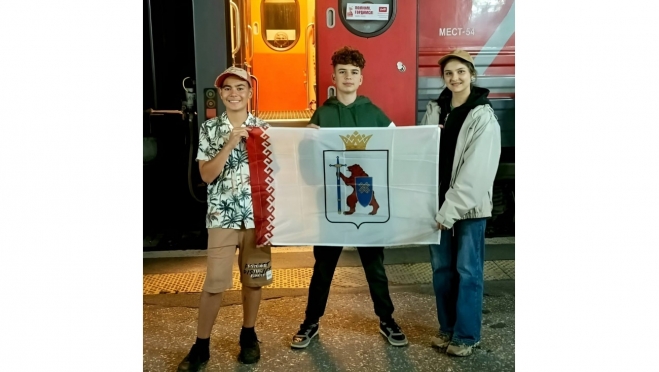 Юные кинематографисты киностудии «ЗУМ» отправились в ВДЦ «Орлёнок»