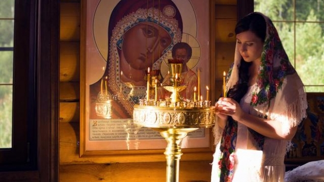 Беременных ждут на молебен в церкви