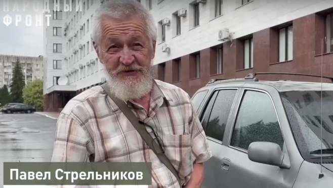 Павел Стрельников и клуб охотников села Семёновка  передали на передовую автомобиль