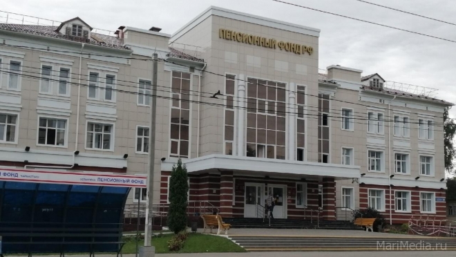 ПФР разъясняет продление пенсий по случаю потери кормильца после 18 лет