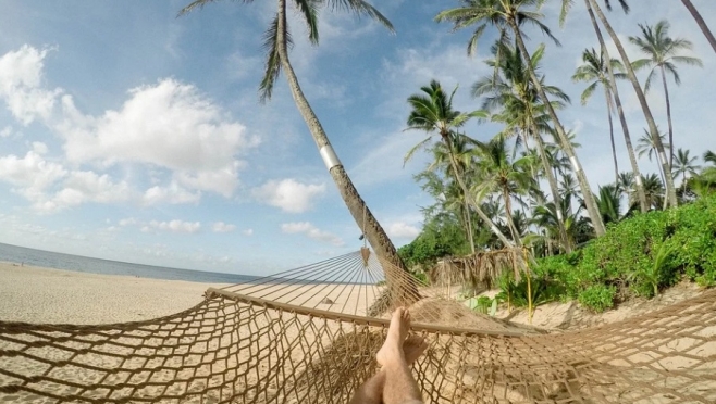 Мишустин призвал россиян не торопиться с отдыхом за границей