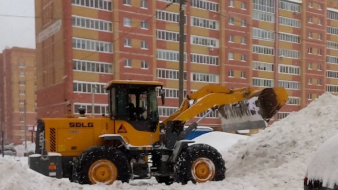 Из Йошкар-Олы вывезли более 1000 КамАЗов снега