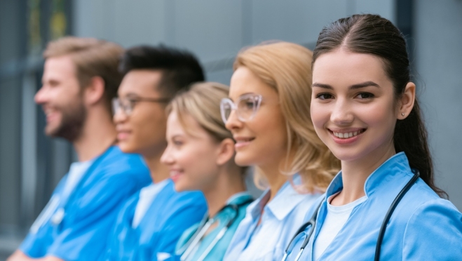 Народные избранники нашли способ, как устранить дефицит врачей и фармацевтов