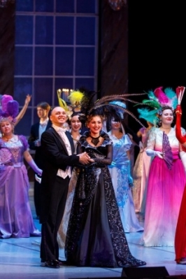 Летучая мышь