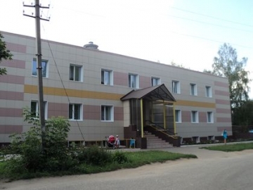 Здание поликлиники в пгт. Медведево. Конструкция - навесной вентилируемый фасад; внутренняя отделка