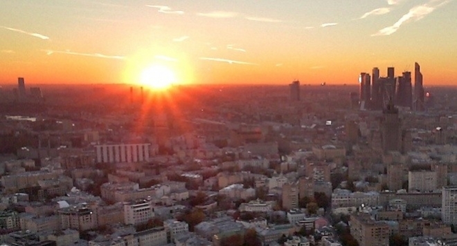 Москва никогда не спит