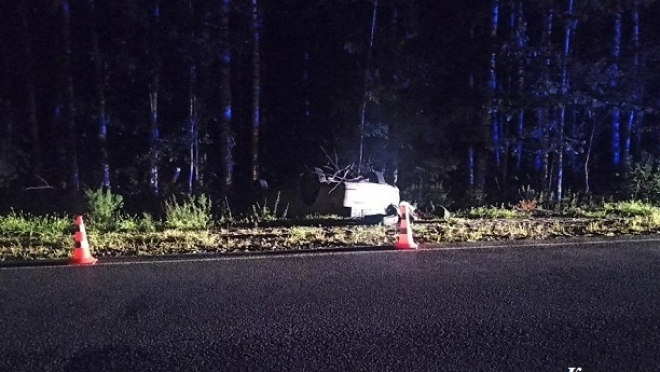 В Килемарском районе Skoda опрокинулась в кювет