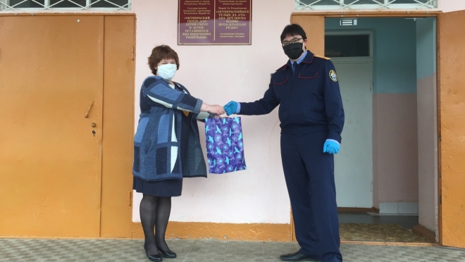 Сотрудники Следкома поздравили детей-сирот с праздником дистанционно