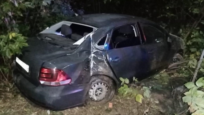 В Волжске женщина-водитель врезалась в опору ЛЭП