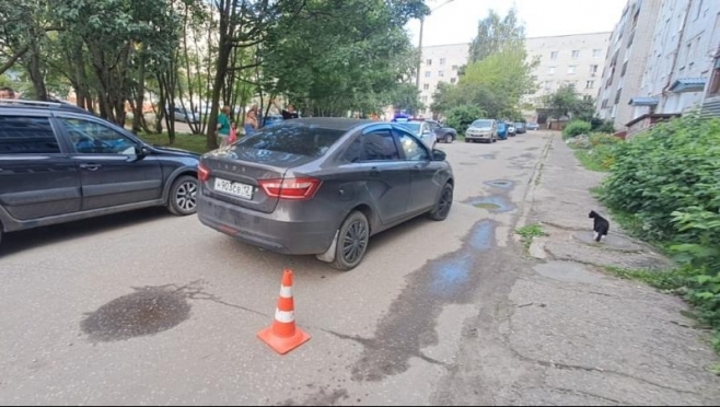 В «Гомзово» во дворе дома сбили 6-летнего мальчика