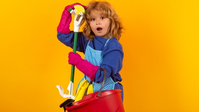 Не заставлять, а вдохновлять: как научить ребенка убираться