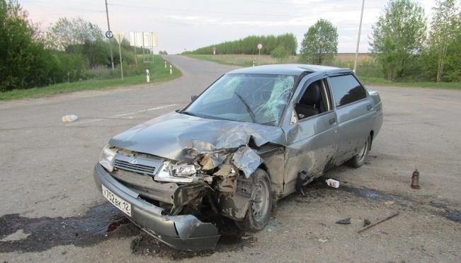 В Новоторъяльском районе пьяный газелист устроил ДТП