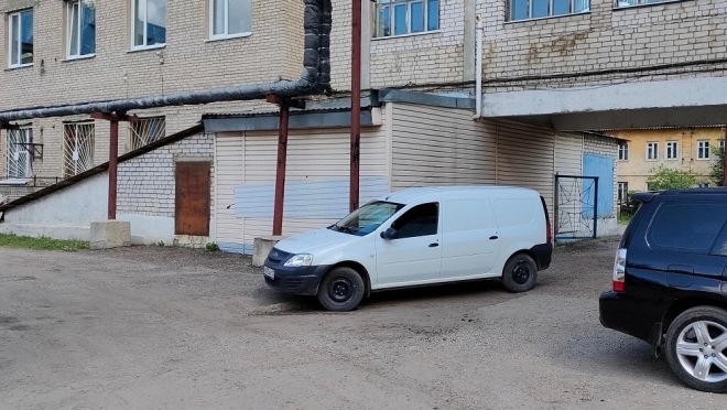 В Йошкар-Оле водитель Lada Largus совершил наезд на 19-летнюю девушку