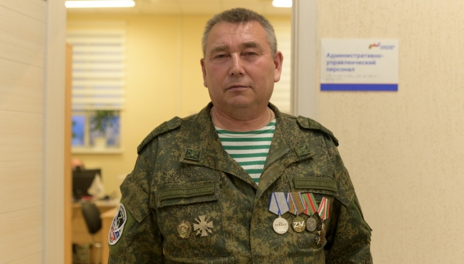 Глава Мари-Турекской городской администрации награждён знаком «Доброволец Донбасса»