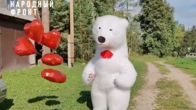 Боец с позывным «Робинзон» устроил приятный сюрприз своей семье